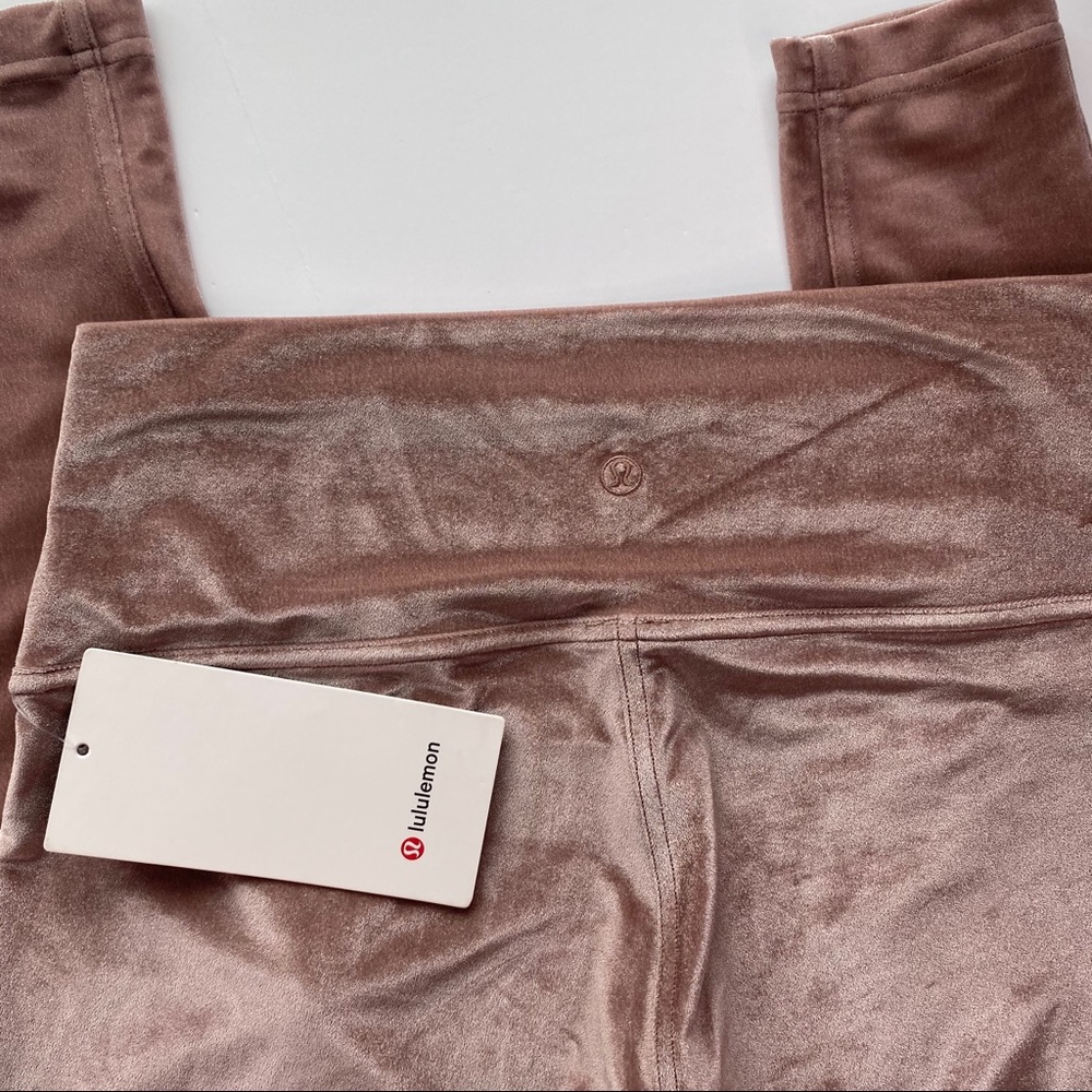 SOLD Lululemon Wunder Lounge Legging - Picture 5 of 8